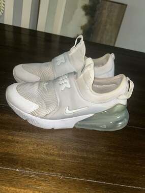 Nike Air Max 270 Extreme GS White Metallic Silver CI1108-100 Size 5Y
